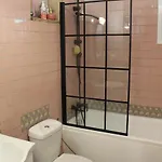 Shanti Case de vacanță